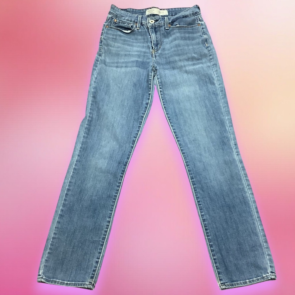Signature by Levi Strauss Women Mid Rise Slim Jeans Medium Wash Denim 27x28